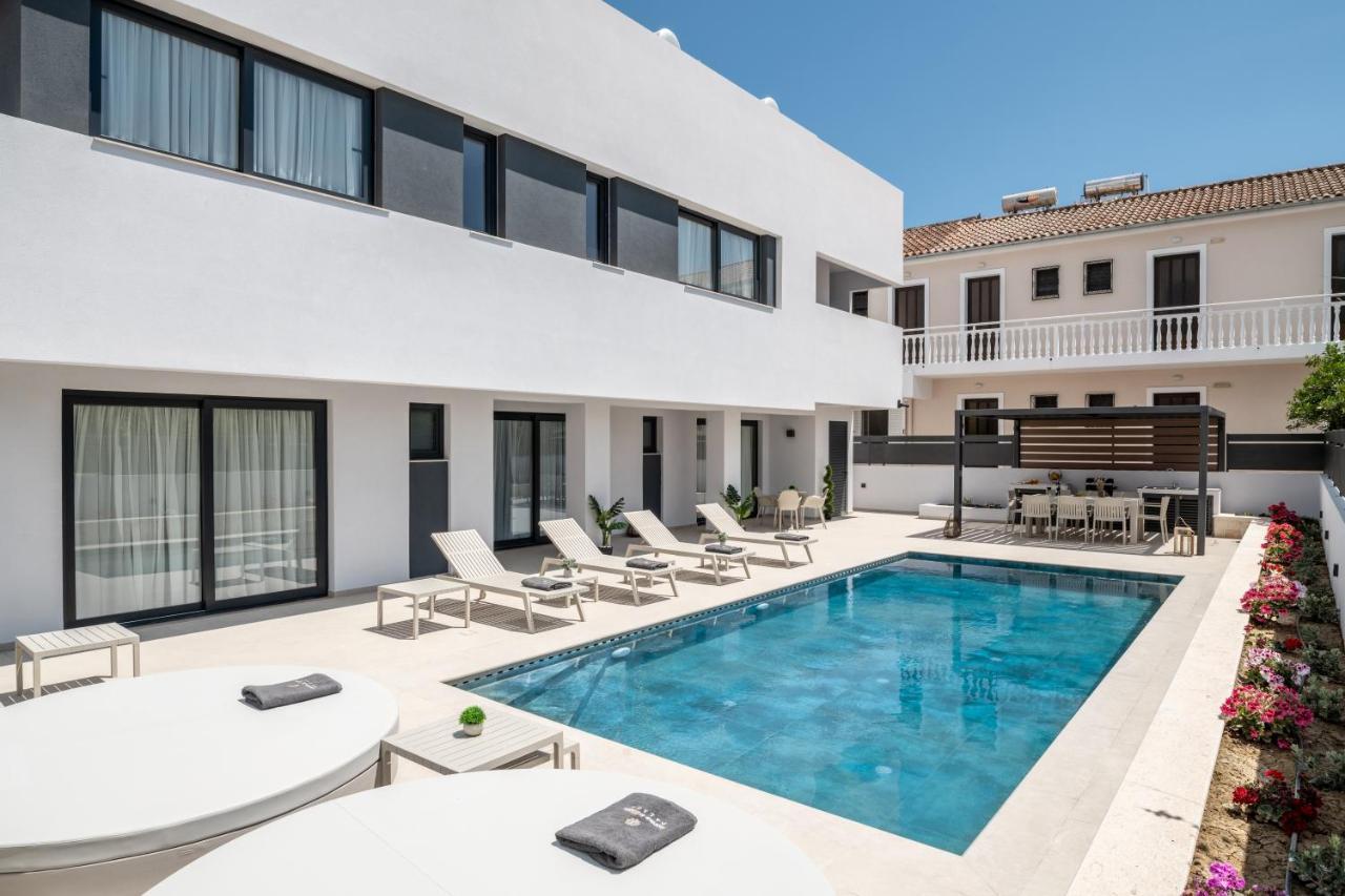 לגאנאס Savvas & Maria Palace מראה חיצוני תמונה